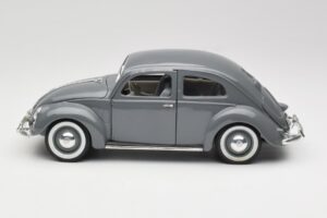 Volkswagen Export Sedan Agave Grey Maisto 1:18 100299 Метал — снимка 4 от 8