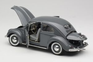 Volkswagen Export Sedan Agave Grey Maisto 1:18 100299 Метал — снимка 5 от 8