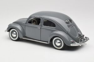 Volkswagen Export Sedan Agave Grey Maisto 1:18 100299 Метал — снимка 7 от 8