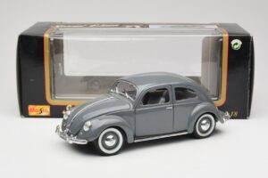 Volkswagen Export Sedan Agave Grey Maisto 1:18 100299 Метал — снимка 8 от 8