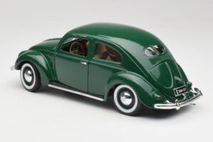 Volkswagen Export Sedan Beryl Зелен Maisto 1:18 31820 Метал — снимка 7 от 8