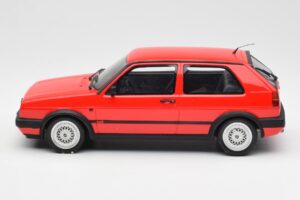 Volkswagen Golf GTI Mk2 Червен Otto 1:18 OT027 Смола — снимка 3 от 6