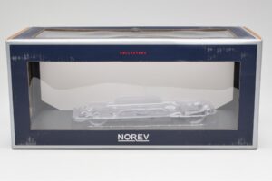 Volkswagen Golf Mk3 VR6 Лилав Металик Norev 1:18 188417 Метал — снимка 8 от 8