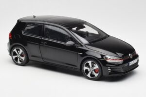 Volkswagen Golf Mk7 GTI Черен Norev 1:18 188550 Метал — снимка 6 от 8