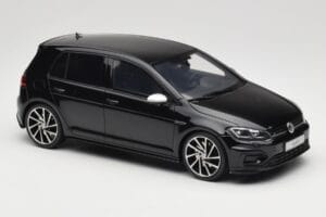 Volkswagen Golf R Mk7 Deep Black Otto 1:18 OT417 Смола — снимка 4 от 6