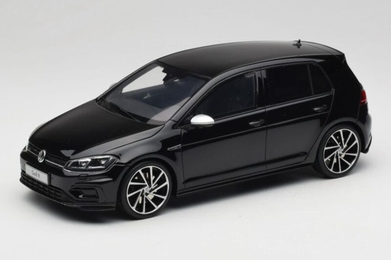 Volkswagen Golf R Mk7 Deep Black Otto 1:18 OT417 Смола