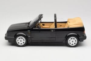 Volkswagen Golf Mk1 Кабриолет Черен Norev 1:18 188568 Метал — снимка 3 от 6