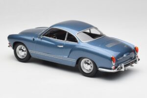 Volkswagen Karmann Ghia Coupe Neptune Син Minichamps 1:18 155054022 Метал — снимка 5 от 6