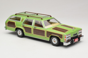 Wagon Queen Family Truckster National Lampoon's Vacation GreenLight 1:18 19013 Метал — снимка 4 от 6