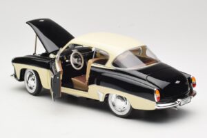 Wartburg 311 Coupe Черен & Бежов Revell 1:18 08419 Метал — снимка 5 от 8