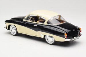 Wartburg 311 Coupe Черен & Бежов Revell 1:18 08419 Метал — снимка 7 от 8