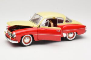 Wartburg 311 Coupe Червен & Бежов Revell 1:18 8418 Метал — снимка 2 от 8