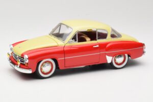 Wartburg 311 Coupe Червен & Бежов Revell 1:18 8418 Метал