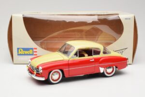 Wartburg 311 Coupe Червен & Бежов Revell 1:18 8418 Метал — снимка 8 от 8