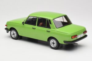 Wartburg 353 Зелен MCG 1:18 MCG18062 Метал — снимка 5 от 6