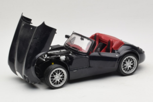 Wiesmann Roadster MF Carbon Black Revell 1:18 WIESMANN001 Метал — снимка 2 от 9