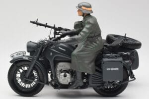 Zundapp KS 750 Кош Walkure Schuco 1:10 450651900 Метал — снимка 4 от 7