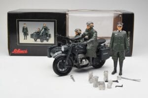 Zundapp KS 750 Кош Walkure Schuco 1:10 450651900 Метал — снимка 7 от 7