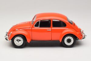 Volkswagen Beetle Оранжев Gremlins Movie Greenlight 1:18 12985 Метал — снимка 4 от 8
