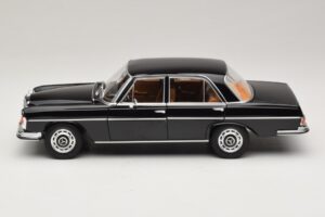 Mercedes 280 SE W108 Черен Norev 1:18 183360 Метал — снимка 4 от 8