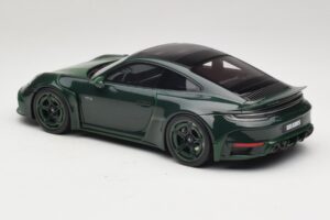 Porsche 911 992 Turbo S Brabus 900 Rocket R Mean Green GT Spirit 1:18 GT959 Смола — снимка 5 от 6