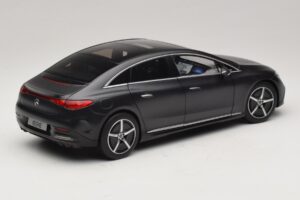 Mercedes EQE V295 Graphite Grey Magno NZG 1:18 B66961108 Метал — снимка 5 от 8