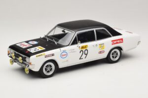 Opel Commodore A #29 J-L. Clarr / J-P. Peyroux Tour de France Automobile 1971 MCG 1:18 MCG18562R Метал