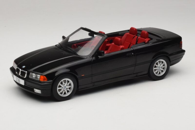 BMW 3 Series E36 Кабриолет Черен MCG 1:18 MCG18318 Метал