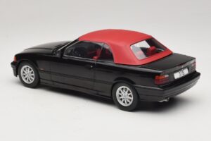 BMW 3 Series E36 Кабриолет Черен MCG 1:18 MCG18318 Метал — снимка 6 от 7