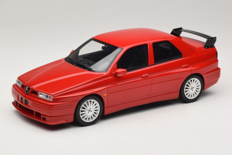 Alfa Romeo 155 GTA Stradale Alfa Red Otto 1:18 OT1132 Смола