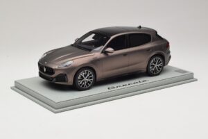 Maserati Grecale Бронзов BBR 1:18 P18220FMAS Смола — снимка 2 от 7
