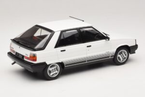 Renault 11 Turbo Бял MCG 1:18 MCG18589 Метал — снимка 2 от 6