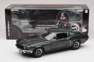 Ford Mustang GT Bullitt с Фигурка на Steve McQueen Greenlight 1:18 12885 Метал — снимка 8 от 8