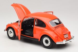 Volkswagen Beetle Оранжев Gremlins Movie Greenlight 1:18 12985 Метал — снимка 5 от 8