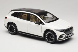 Mercedes EQS SUV X296 Manufaktur Diamond White NZG 1:18 B66960590 Метал — снимка 6 от 8