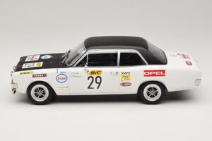 Opel Commodore A #29 J-L. Clarr / J-P. Peyroux Tour de France Automobile 1971 MCG 1:18 MCG18562R Метал — снимка 3 от 6