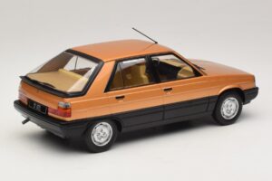 Renault 11 GTL Златист MCG 1:18 MCG18590 Метал — снимка 2 от 6