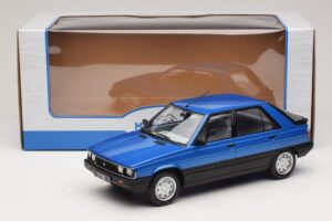 Renault 11 TXE Blue Metallic MCG 1:18 MCG18591 Метал — снимка 6 от 6
