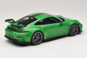 Porsche 911 992.2 GT3 Weissach Package Python Green GT Spirit 1:18 GT576 Смола — снимка 2 от 6