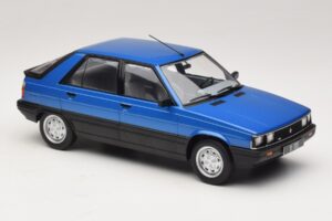 Renault 11 TXE Blue Metallic MCG 1:18 MCG18591 Метал — снимка 4 от 6