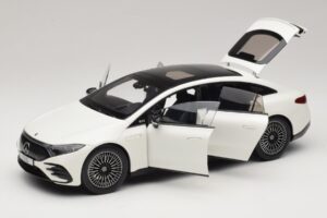 Mercedes EQS V297 Manufaktur Opalite White NZG 1:18 B66961049 Метал — снимка 2 от 8