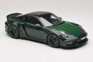 Porsche 911 992 Turbo S Brabus 900 Rocket R Mean Green GT Spirit 1:18 GT959 Смола — снимка 4 от 6
