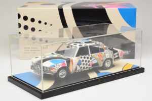 BMW 2500 E3 New Horizon Minichamps 1:18 155029204 Смола — снимка 6 от 6