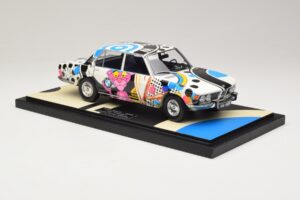 BMW 2500 E3 New Horizon Minichamps 1:18 155029204 Смола — снимка 4 от 6