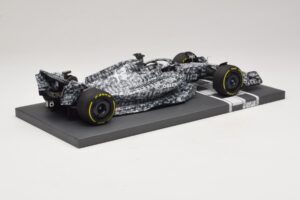 Alfa Romeo Orlen C42 V. Bottas Testing Barcelona 2022 Minichamps 1:18 117229977 Смола — снимка 2 от 7