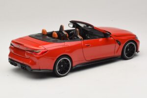 BMW M4 G83 Кабриолет Red Metallic Minichamps 1:18 110021030 Метал — снимка 3 от 8