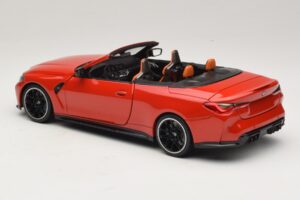 BMW M4 G83 Кабриолет Red Metallic Minichamps 1:18 110021030 Метал — снимка 7 от 8