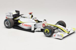 Brawn GP BGP001 #22 J. Button Singapore GP 2009 Minichamps 1:18 180090222 Смола — снимка 4 от 7