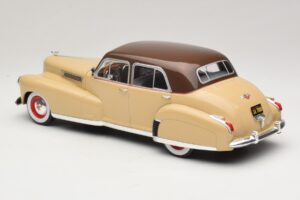 Cadillac Fleetwood Series 60 Special Бежов MCG 1:18 MCG18656 Метал — снимка 5 от 6
