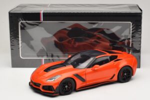 Chevrolet Corvette C7 ZR1 Червен IXO 1:18 U18RDC001-FO Метал — снимка 8 от 8